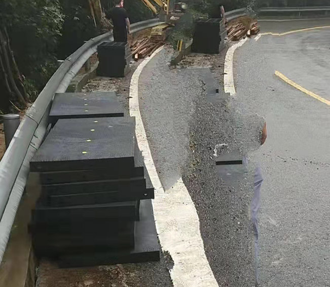 Highway ditch engineering