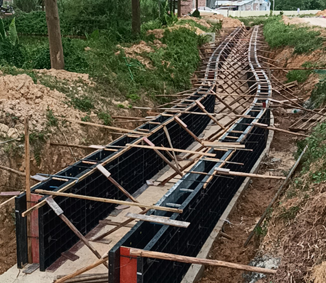 Curved ditch retaining wall project